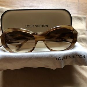 LOUIS VUITTON Soupcon Rond Sunglasses
